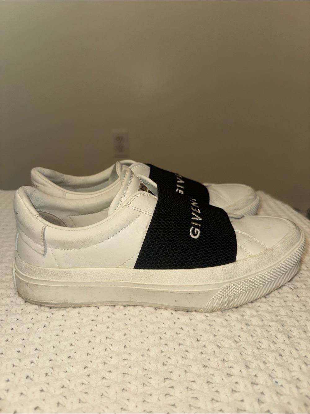 Givenchy White Leather Slip-Ons with Black Elastic Logo Band